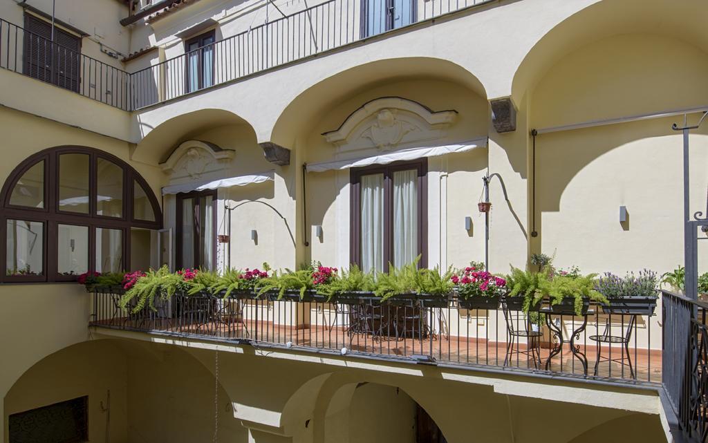 Maison Tofani ซอร์เรนโต ภายนอก รูปภาพ